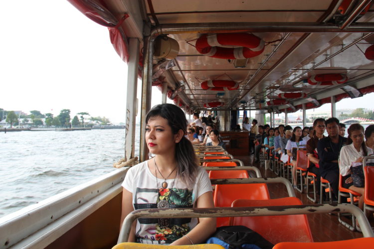 Esse é o famoso rio Chao Phraya